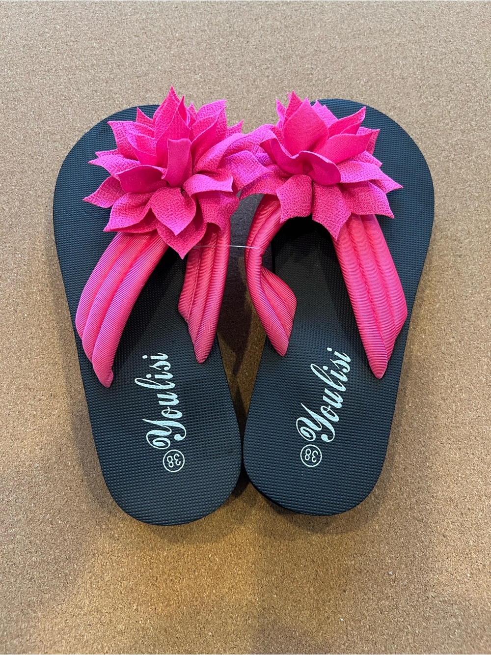 Women's Youlisi Pink Flower Flip Flops Size 7 NWOT